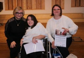 Katarzyny Teper z ZSO na podium w Konkursie Pieśni Patriotycznej