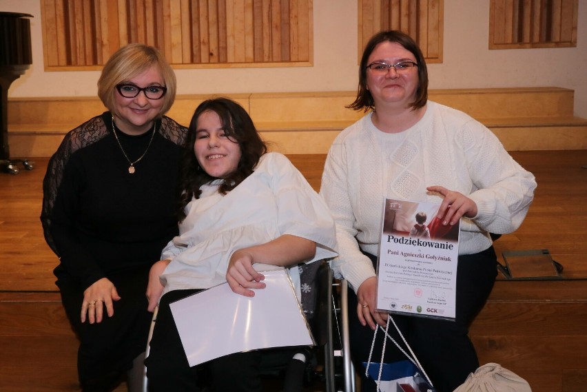Katarzyny Teper z ZSO na podium w Konkursie Pieśni Patriotycznej