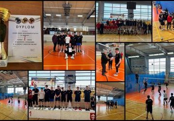 Awans na zawody wojewódzkie w piłce siatkowej